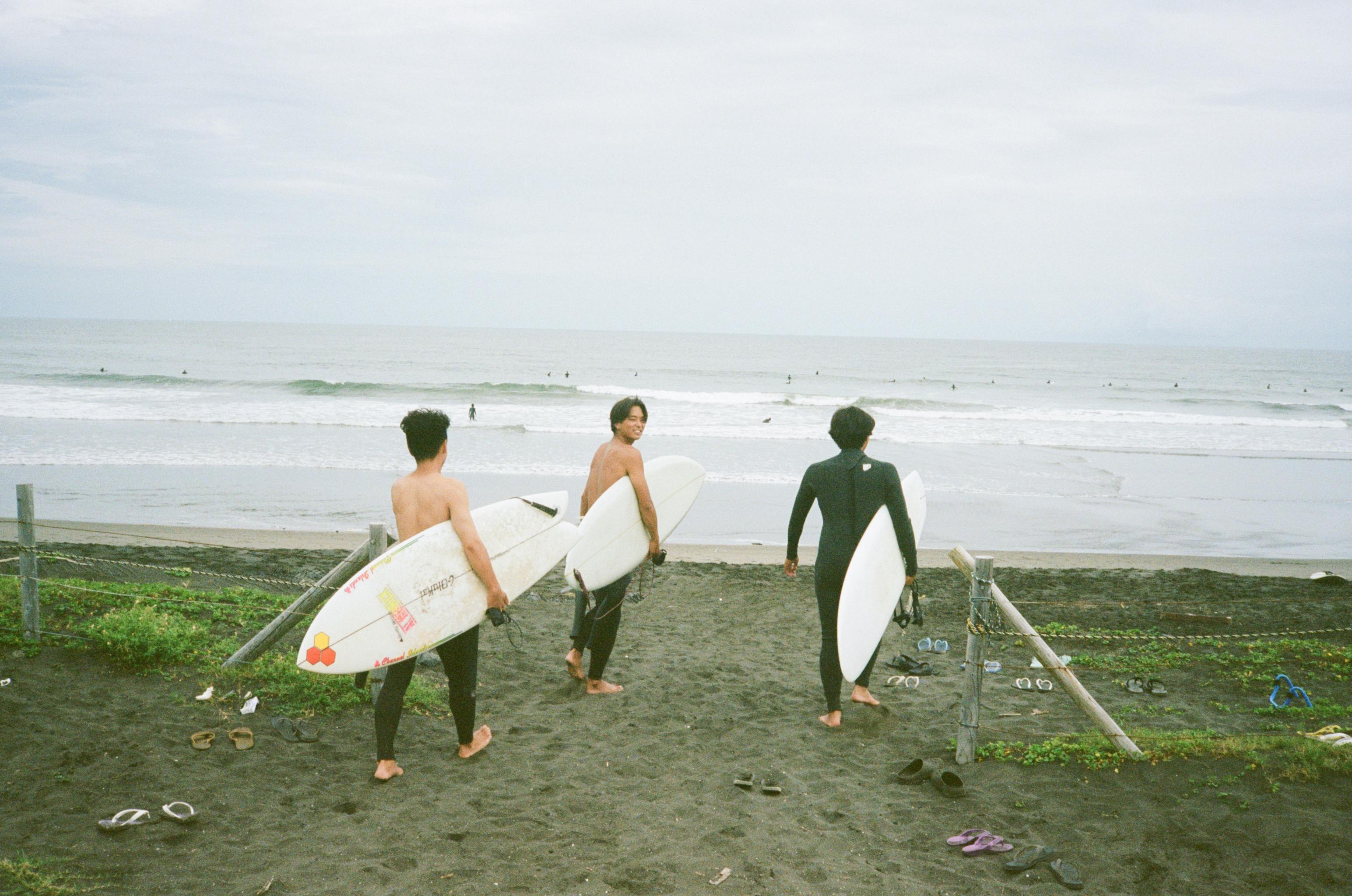 upcoming-studio-wasted-talent-oakley-surf-in-japan-bts-ichinomiya.jpg